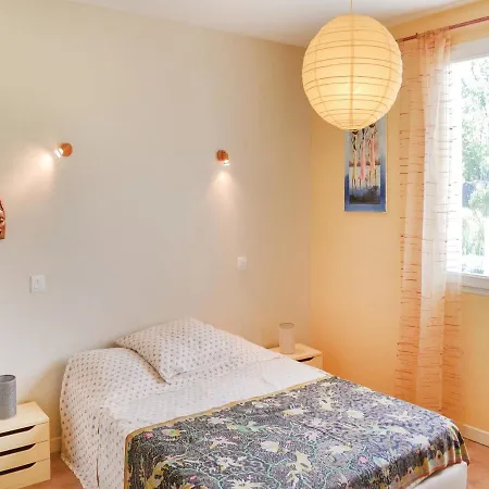 Three-bedroom Holiday In * Gramat